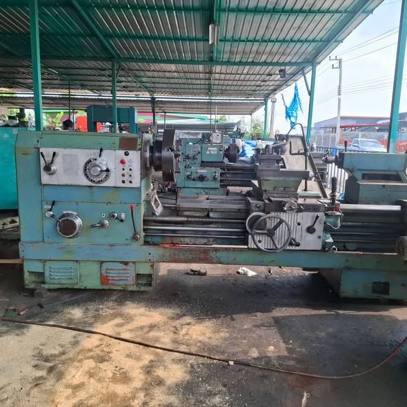 Manual Lathe