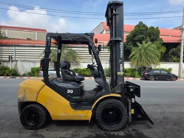 Forklift Komatsu · FD30T-17 2W450