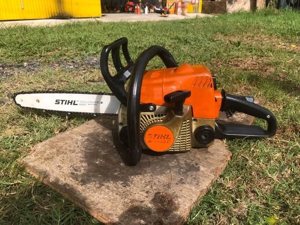 Chainsaw Stihl · MS170C