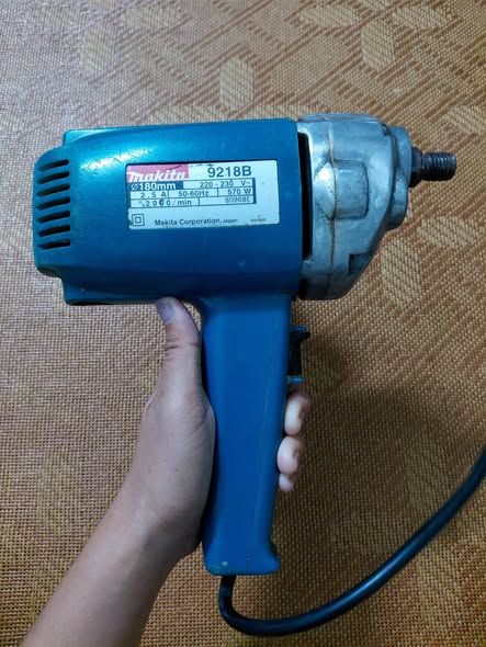 Polisher Makita · 9218B