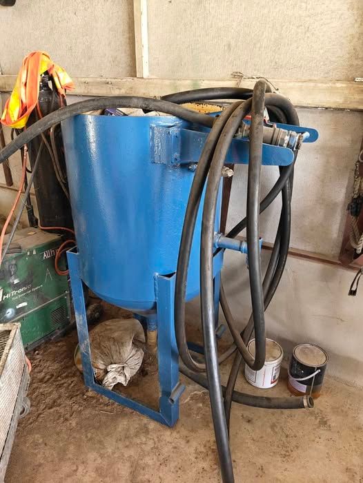 Sandblasting Machine