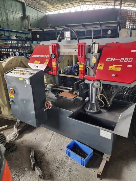 Saw Machine