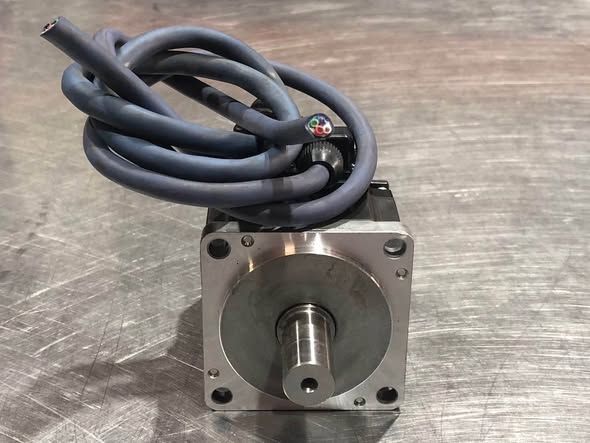 Servo Motor Mitsubishi · MR-J4-20A1 / HG-KR23