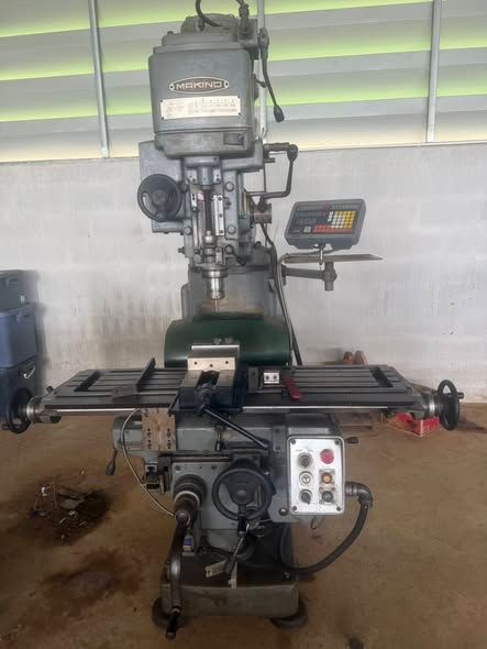Milling Machine and Manual Lathe M4