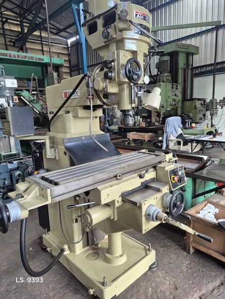 Vertical Milling Machine Wasino · AM-103