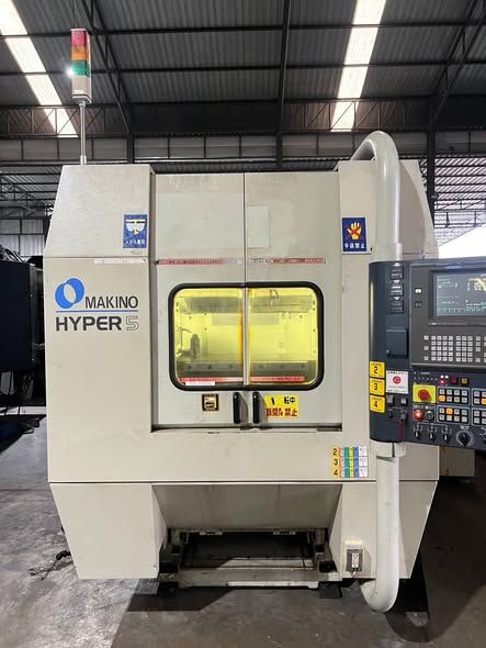Vertical Machining Center Makino · Hyper 5