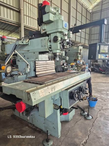 CNC Milling Machine Makino