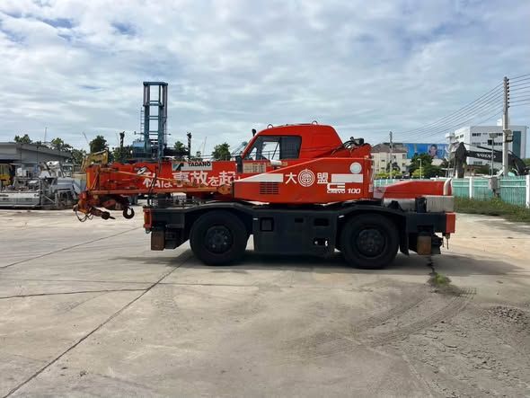 Crane Tadano · TR100M-1