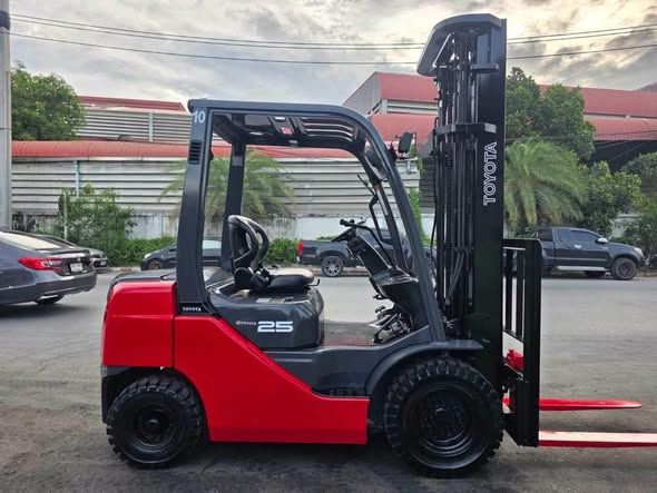Forklift Toyota · 8FD25V60 AT