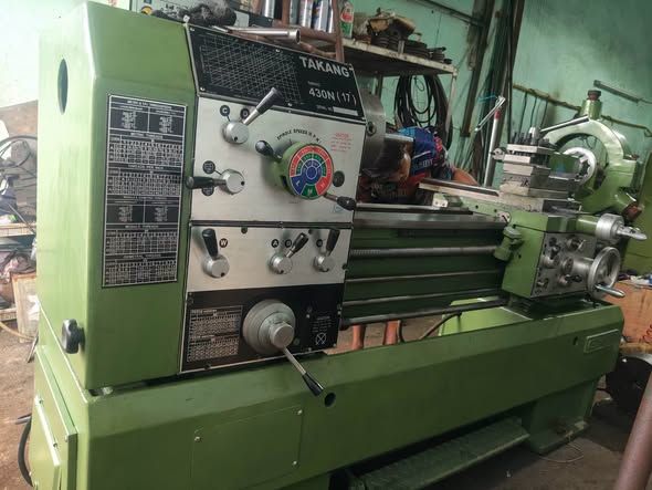 Manual Lathe Ta Kang · 430×1,000