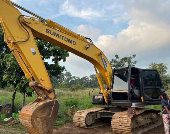 Excavator Sumitomo · SH210-F6