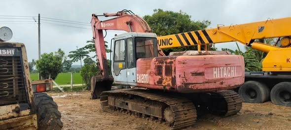 Excavator Hitachi · EX200-2