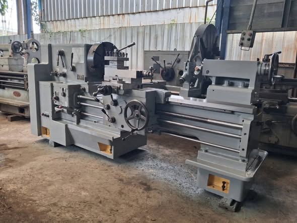 Manual Lathe