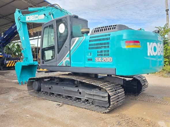 Excavator Kobelco · SK200-10 YN15