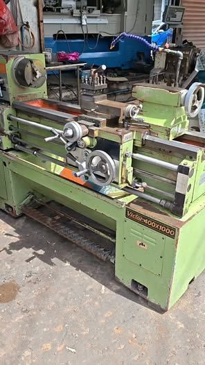 Manual Lathe Victor