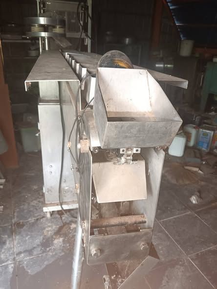 Dry Product Filling Machine and Snack Packaging Machine