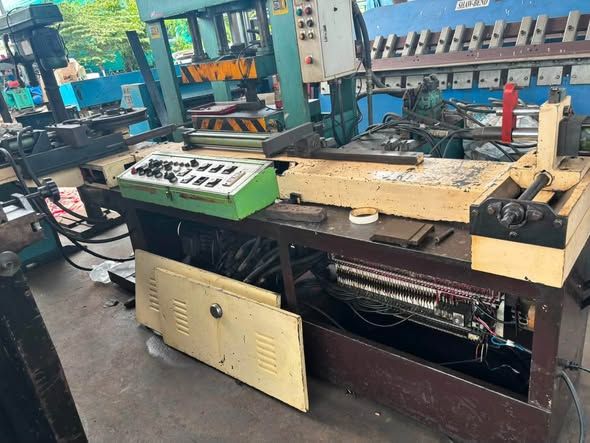 Bending Machine