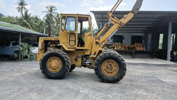 Wheel Loader Caterpillar · 910