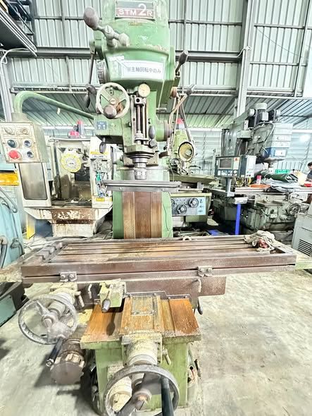 Milling Machine Okuma & Howa · STM-2R