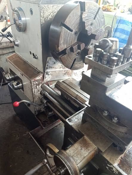 Manual Lathe