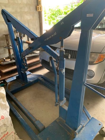 Crane (Tripod)
