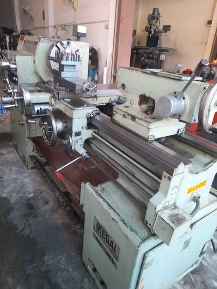 Manual Lathe