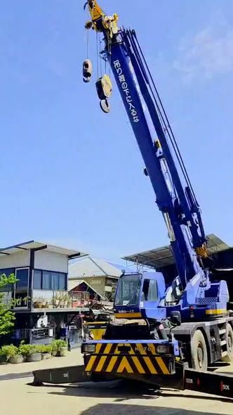 Crane, 25-ton truck Kato · KR25H-V7KRC0050565