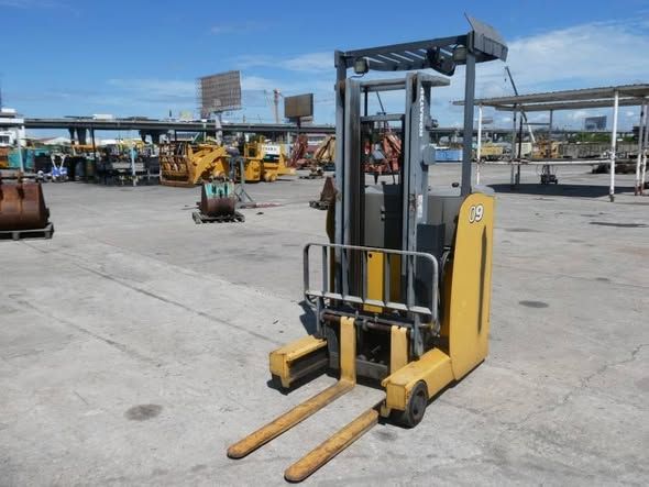 Electric Forklift Toyota · FB09RS-15