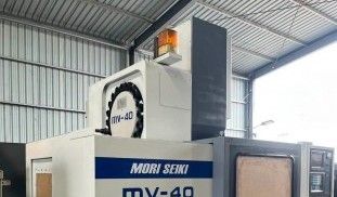 CNC Vertical Machining Center Mori Seiki · MV-40