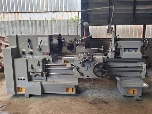 Manual Lathe
