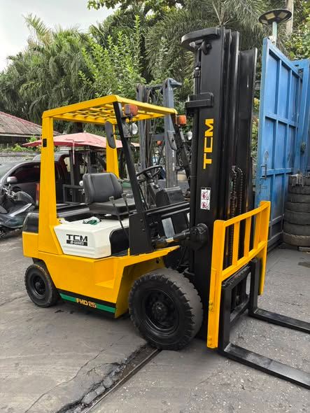 Forklift TCM