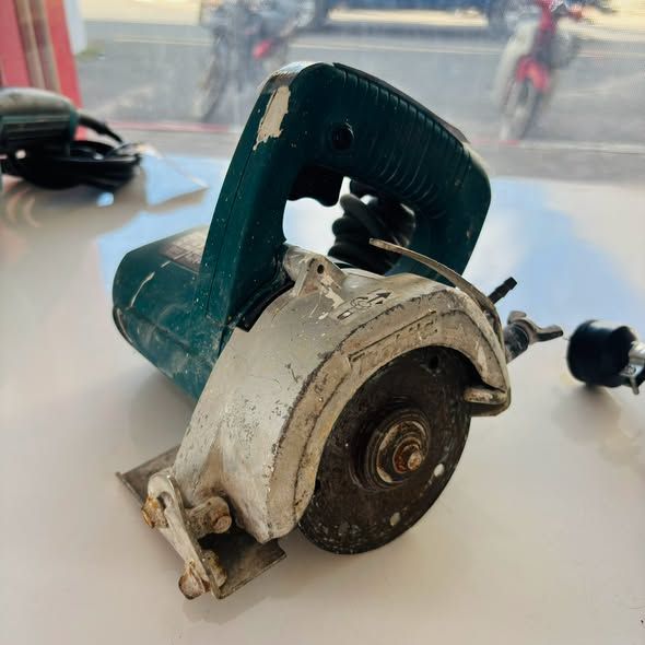 Concrete Saw Makita · 4140