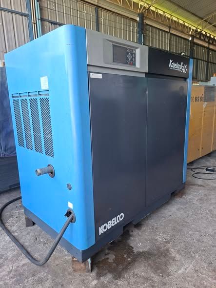 Screw Air Compressor Kobelco · AG720A-37