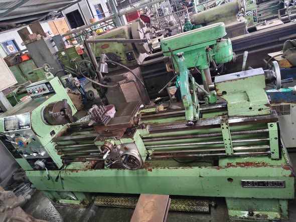 Manual Lathe Ta Kang