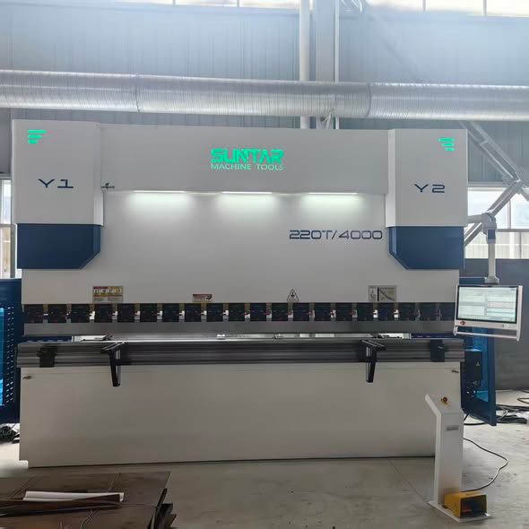 Press Brake SUNTAR · 220T/4000