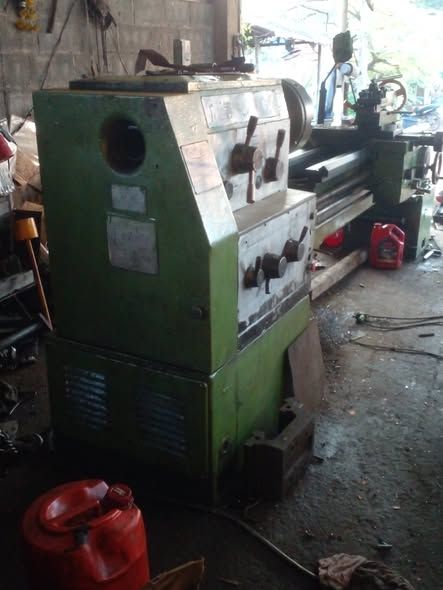 Manual Lathe