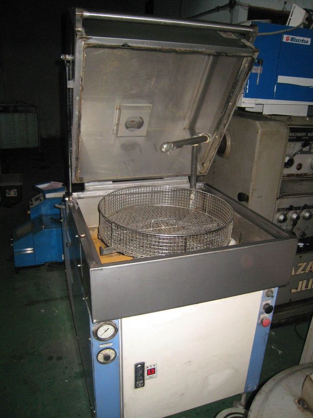 Parts Washing Machine Tanabe Kuki Kikai Seisakusho · CB-0F