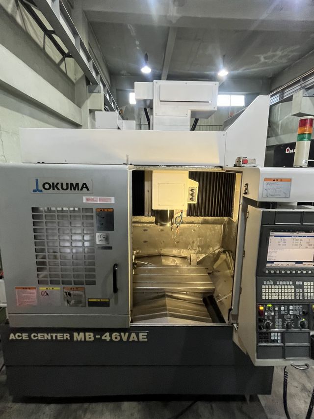 Vertical Machining Center Okuma · MB-46VAE