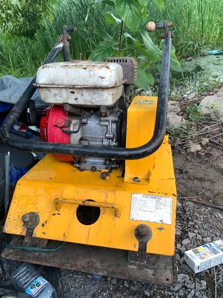 Plate Compactor BERGIN · PCH-100