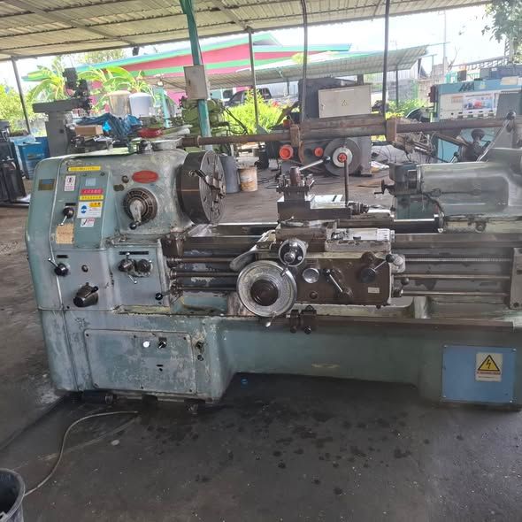 Manual Lathe