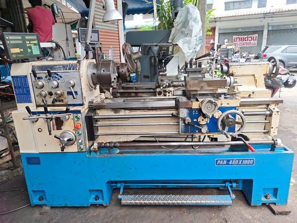 Manual Lathe Win Ho