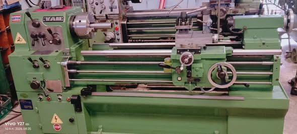 Manual Lathe