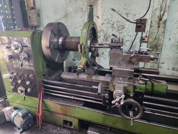 Manual Lathe Sunching