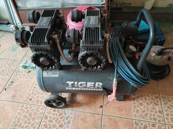 Air Compressor