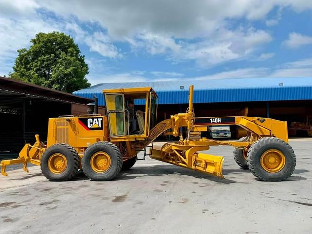 Motor Grader