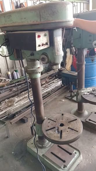 Tapping Machine