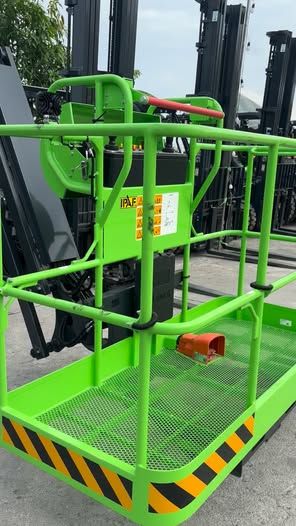 Aerial Work Platform, Articulated Boom Lift LiuGong · LA14JE