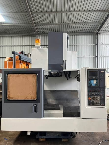 Vertical Machining Center Mori Seiki · MV40