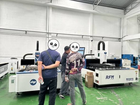 Fiber Laser Cutting Machine RL-3015 3000w