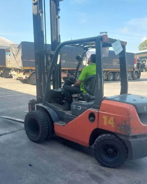 Forklift Toyota · 8FD30